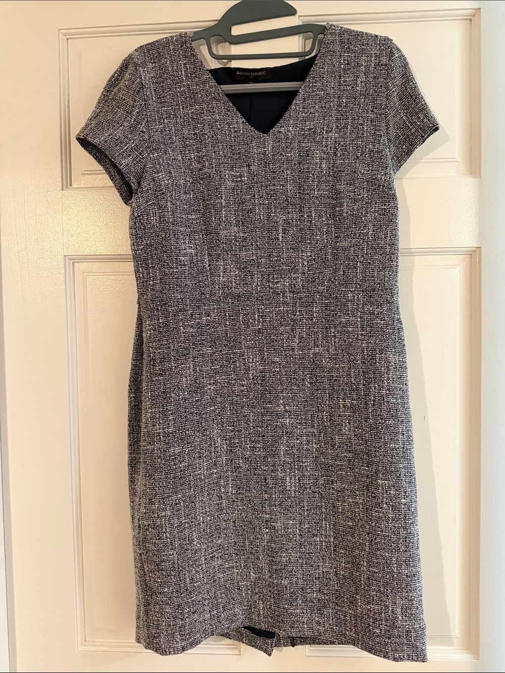Banana Republic Gray Tweed V‑Neck Dress